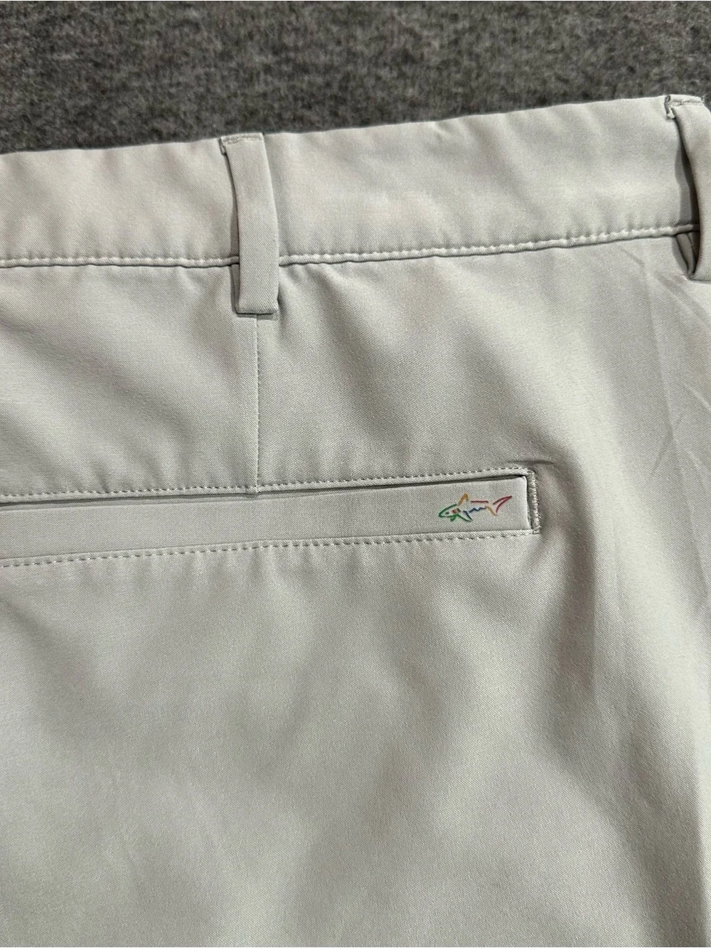 Greg Norman Men's Size 42 Gray Performance Golf Shorts Stretch 9.5